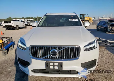 2022 Volvo Xc90 T5 Momentum z USA, uszkodzony, nr VIN YV4102CK8N1824503